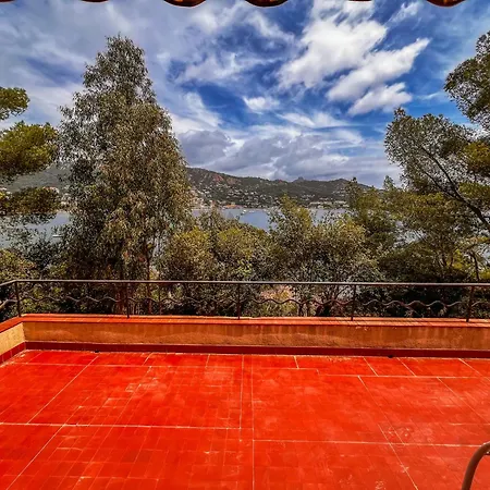 Villa La Crique Et Sa Plage Privee Agay * Saint-Raphael (Var)